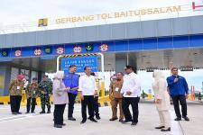 Presiden Resmikan Empat Ruas Jalan Tol Sigli-Banda Aceh