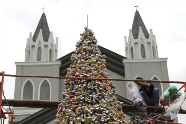 Pohon Natal di Gereja Tangerang Jadi Perbincangan Dunia