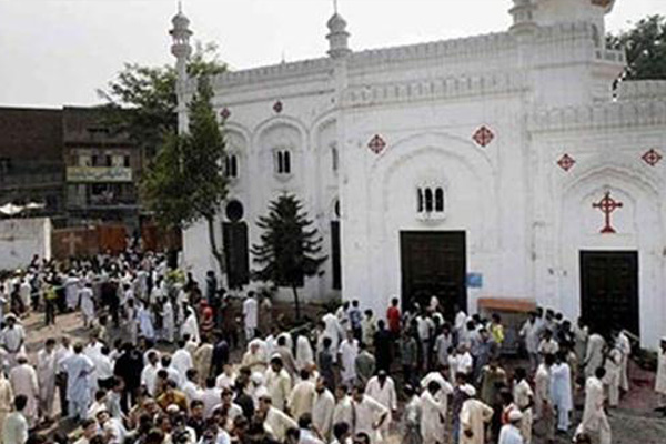 Korban Tewas Bom Bunuh Diri di Gereja Pakistan, Mayoritas Perempuan dan Anak-anak