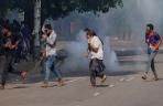 Bangladesh: Kerusuhan Menyebar, Berlakukan Jam Malam dan Kerahkan Militer_paging