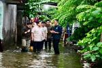 Presiden Prabowo Kunjungi Warga Terdampak Banjir di Bekasi