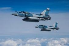 Prancis Mengirimkan Jet Tempur Mirage 2000 Pertama ke Ukraina