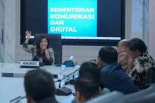 Menkomdigi Harap TV Perbanyak Tayangan Mendidik