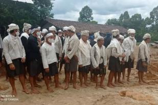 Warga Badui Gelar Ritual Seba