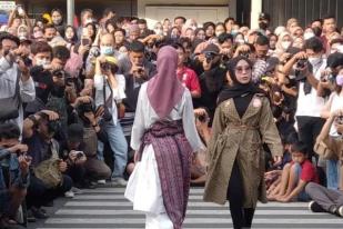 Muria Fashion Week Kudus Dorong Kreativitas Desainer Muda