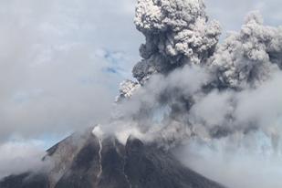 BNPB: Erupsi Sinabung Belum Bencana Nasional