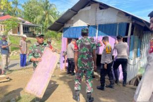 Polri-TNI Gorontalo Utara Keroyokan Program Bedah Rumah