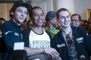 Jokowi Gowes Bareng Lorenzo