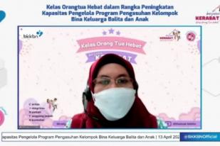 BKKBN Catat Tinggi Pengasuhan Ayah dalam Keluarga RI