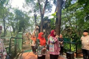 Istri Heru Beri Nama Dua Komodo di Taman Margasatwa Ragunan