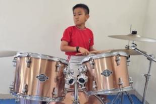 Drummer Rock Metal dari SDK PENABUR Harapan Indah