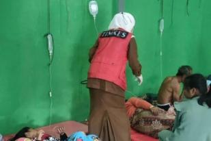 Warga Cibeber yang Keracunan Tercatat 60 Orang
