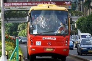 Perjalanan Transjakarta Sampai Rabu Sore, Terganggu Banjir