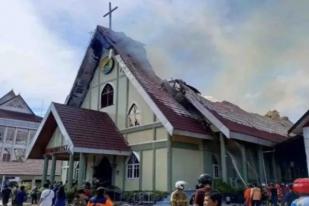 Sekolah dan Gereja Maranatha Terbakar di Kota Palangka Raya