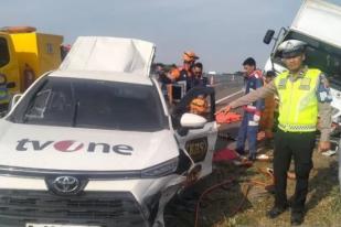 Tiga Orang Kru TvOne Meninggal dalam Kecelakaan di Tol Batang-Pemalang