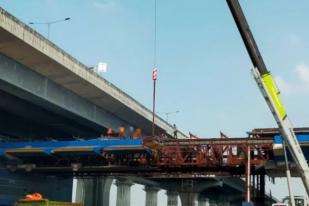 Jasamarga Bongkar Gerbang Tol Cikarang Utama 3