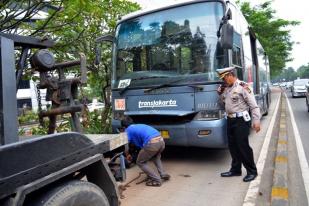 Bus Transjakarta Mogok di Jalan Rasuna Said