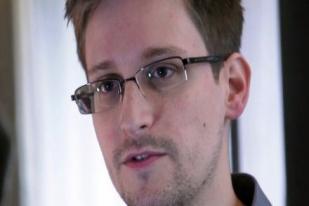 Kremlin: Snowden Bebas untuk Bicara kepada Siapapun