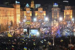 Demonstran Blokir Kantor Presiden Ukraina