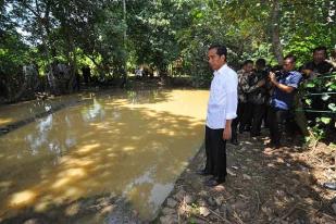 Jokowi Tinjau Sodetan Tarum, JK Peringati Tsunami