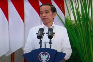 Presiden Serahkan 584.407 Sertifikat Tanah pada Rakyat