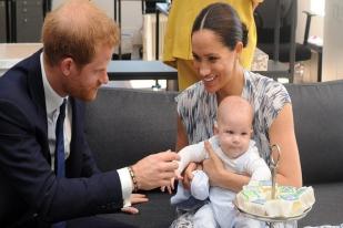 Penjelasan Mengapa Anak Meghan-Harry Tak Bergelar Pangeran