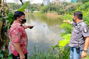 Helikopter Latih Jatuh di Danau, Pilot dan Penumpang Selamat