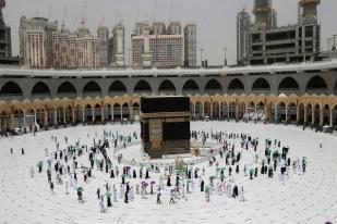 Saudi Umumkan Terima Jamaah Umrah Usia 12-18 Tahun