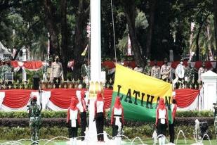 Hentikan Kegiatan Tiga Menit pada Peringatan Detik-detik Proklamasi 