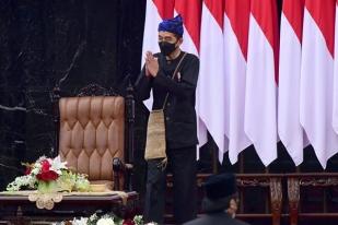 Jokowi Kenakan Baju Baduy: Sederhana, Nyaman Dipakai