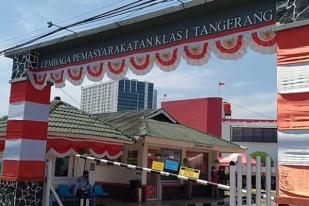 Tiga Tersangka Kebakaran Lapas Tangerang Masih Bekerja