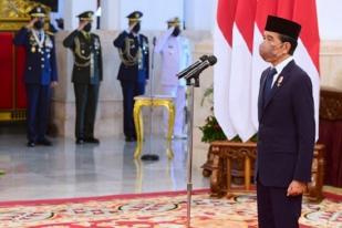 Presiden Anugerahkan Empat Tokoh Gelar Pahlawan Nasional