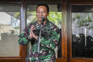 Presiden Lantik Panglima TNI, KSAD, Kepala BNPB, dan 12 Dubes