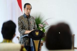 Jokowi Perintahkan Pertamina dan PLN Siapkan Transisi Energi