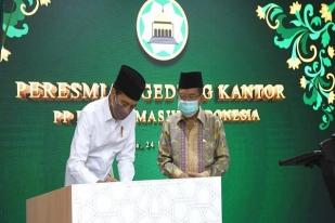 Jokowi Berharap DMI Jadikan Masjid Berfungsi Membangun Persatuan