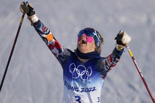 Olimpiade: Therese Johaug dari Norwegia Raih Emas di Cabang Skiathlon