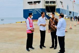 Jokowi Lepaskan Ekspor Kendaraan dari Pelabuhan Patimban