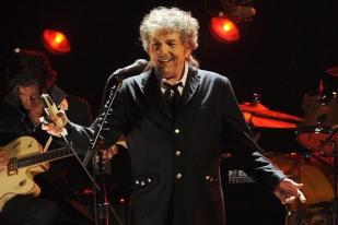 Bob Dylan Akan Terbitkan Buku tentang Esai Lagu dan Penulis Lagu