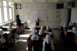 Taliban Tutup Kembali Sekolah untuk Perempuan