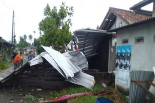 118 Rumah di Bangka Tengah Rusak Akibat Puting Beliung