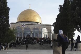 Polisi Israel Kembali Bentrok dengan Pemuda Palestina di Al Aqsa Yerusalem