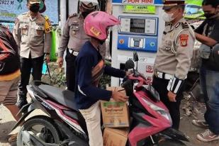 Bensin Gratis untuk Pemudik Yang Kehabisan di Jalur Bitung, Tangsel