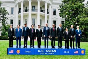 Jokowi Hadiri Jamuan Santap Malam Pimpinan ASEAN dan Presiden Joe Biden