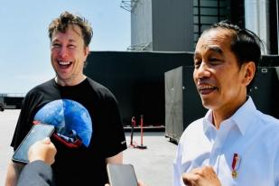 Jokowi Bertemu Elon Musk dan Kunjungi Space X