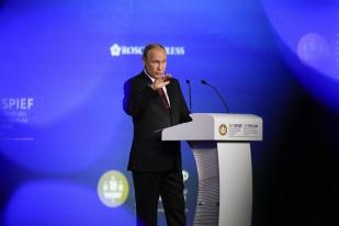 Putin: Rusia Akan Mengatasi Masalah Ekonomi Akibat Sanksi