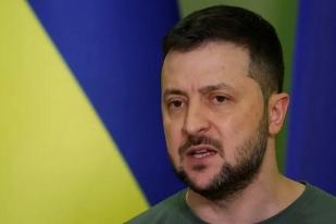 Zelenskyy Minta Para Pejabat Ukraina Berhenti Bahas Taktik Perang