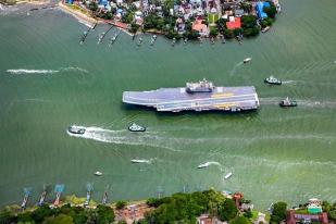 Hadapi Saingan China, India Luncurkan Kapal Induk Buatannya Sendiri