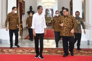 Jokowi Minta Bawaslu Tegas Menegakkan UU Pemilu