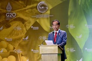 Jokowi Terima Global Citizen Award dari Atlantic Council