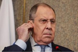 Menlu Rusia, Sergei Lavrov, Diberitakan Dibawa ke Rumah Sakit Setiba di Bali